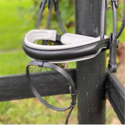 byWeber Trense "Andrea" sort/hvid/slv